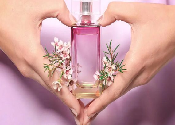 عطور فرمونات تجذب الرجل